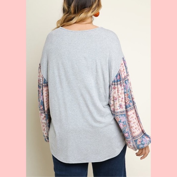 Tie Front Top Contrasting Sleeves - Picture 4 of 5